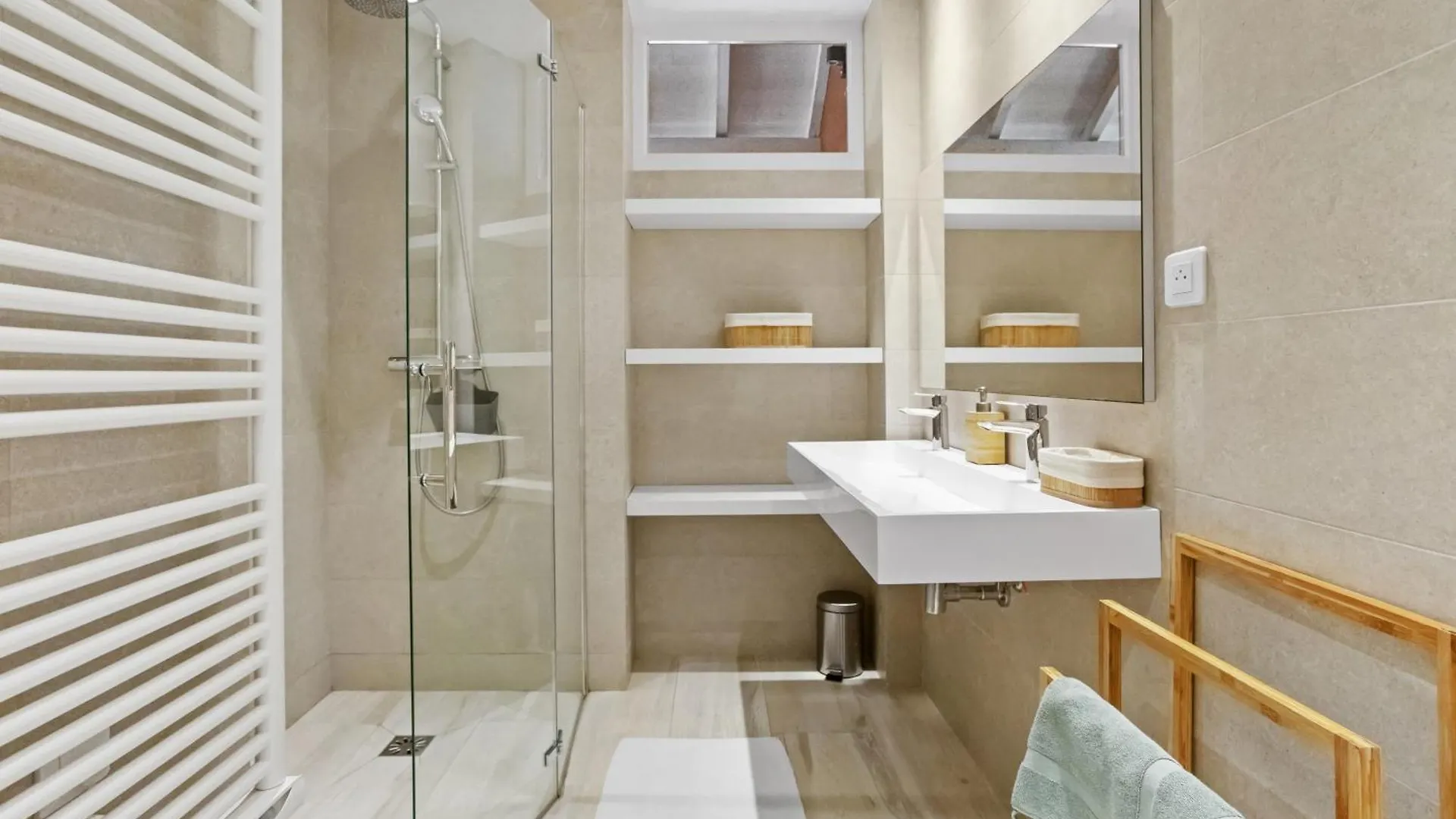 Chalet Au Bord De L'Eau Frejus Holiday home